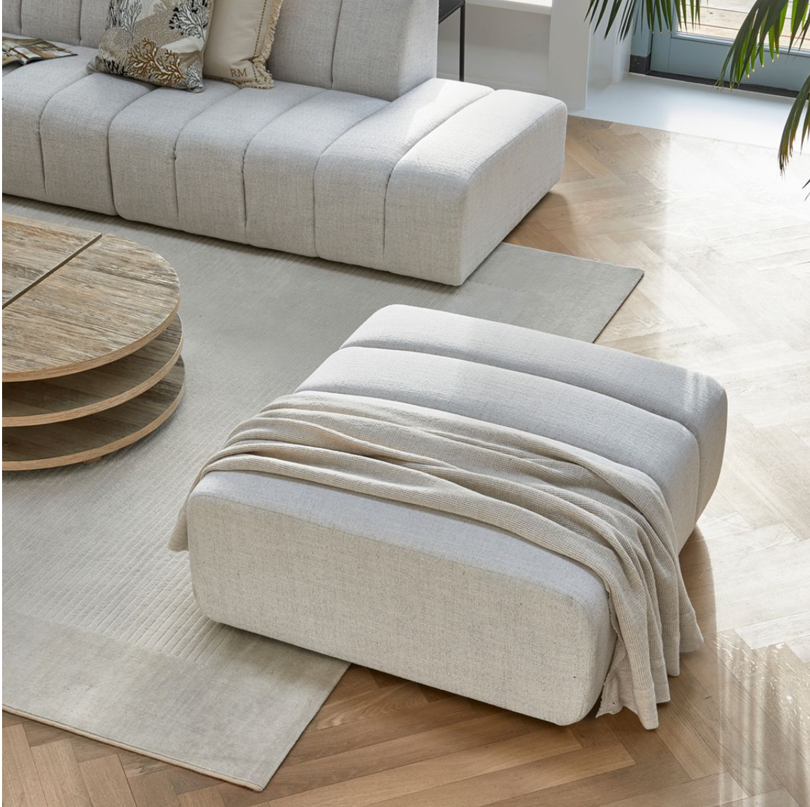 Riviera Maison Dazzle Footstool Antique White-8720794001312-Stil-Ambiente-8232001